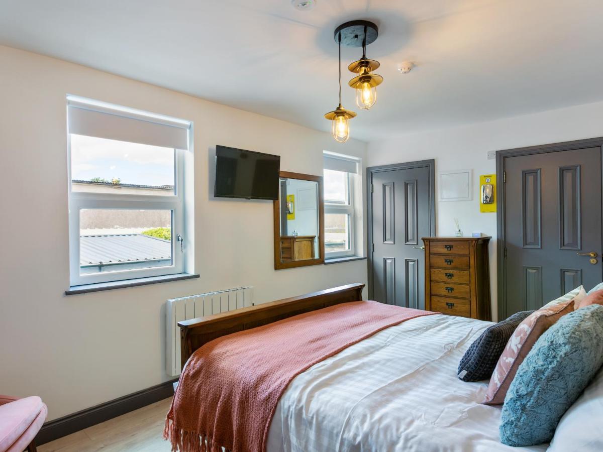 Macs Townhouse Dungarvan Dungarvan  Bagian luar foto